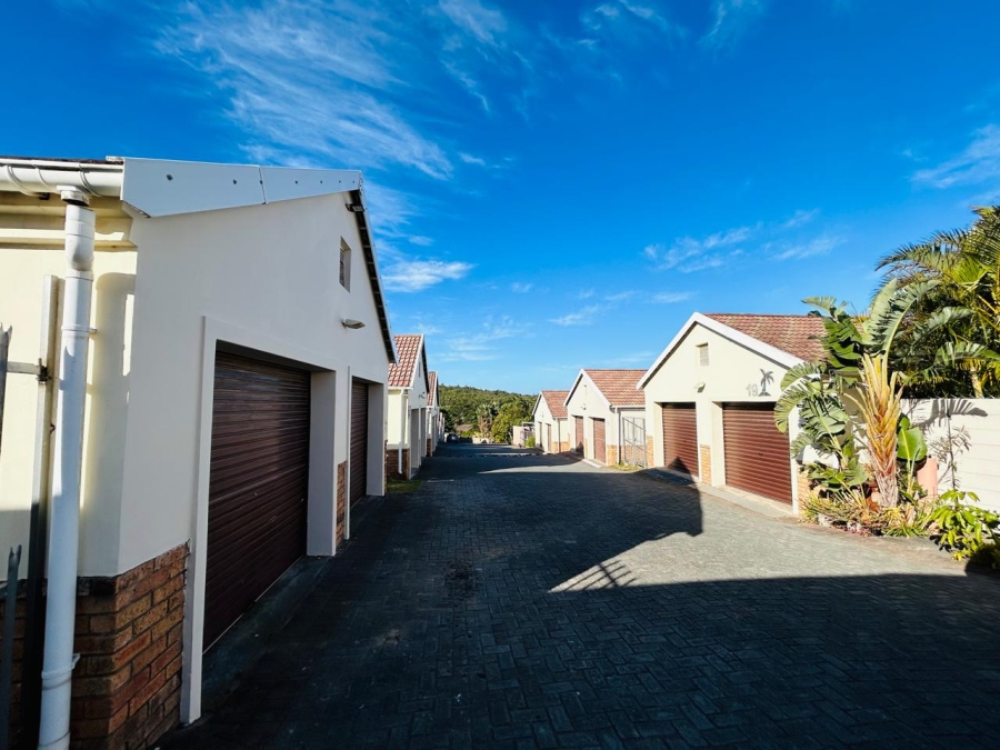 2 Bedroom Property for Sale in Beacon Bay Eastern Cape